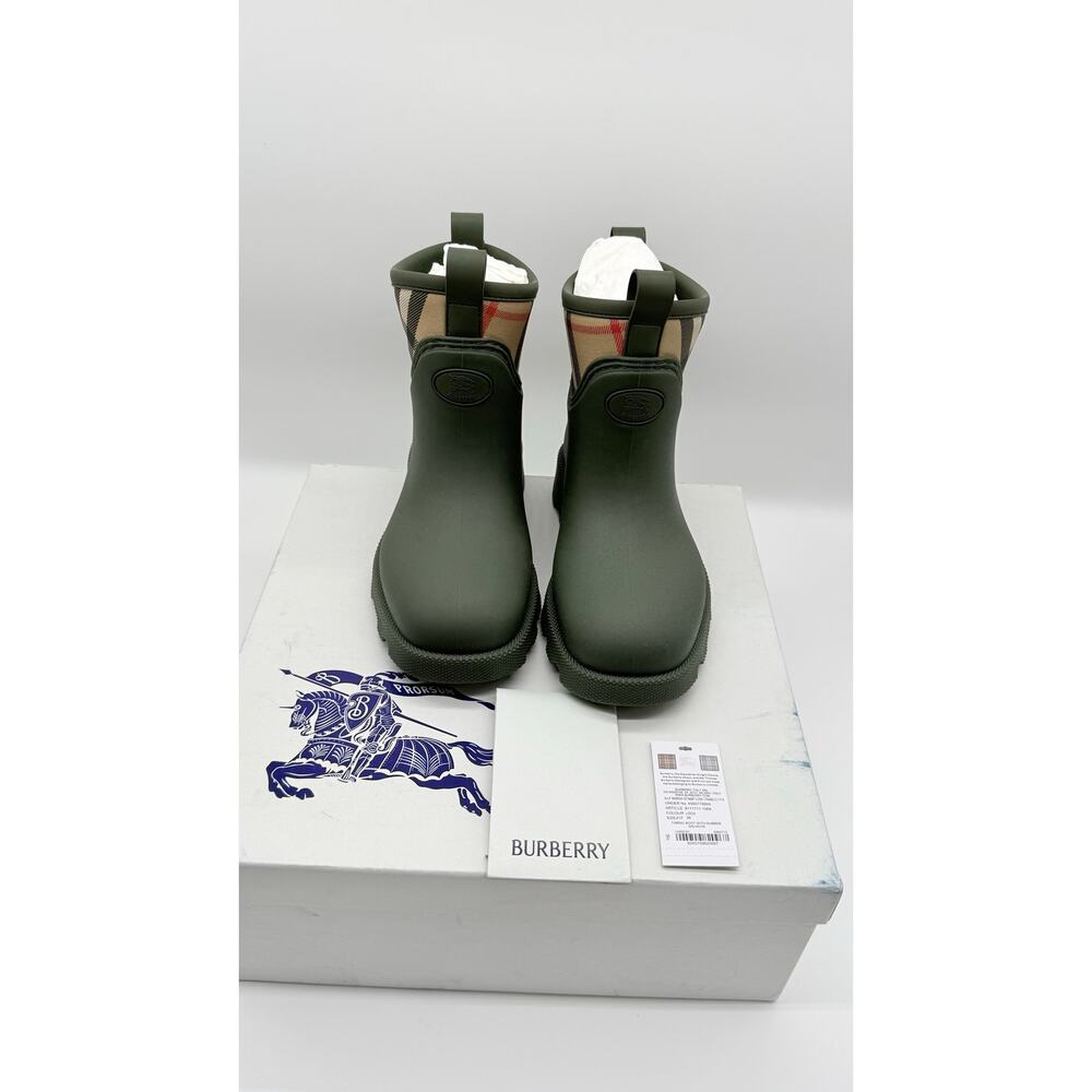 Burberry Marsh Stamp Short Rain Boot Women SZ: 35
